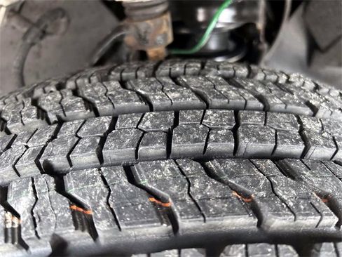 Used 2021 Ford Ranger XLT w/ Equipment Group 301A Mid image 16