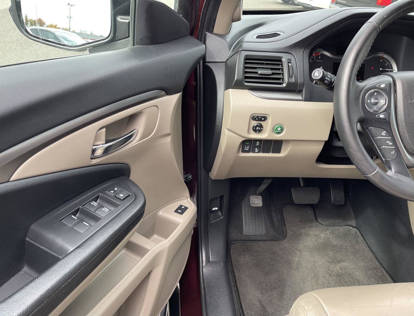 Used 2016 Honda Pilot EX-L image 2