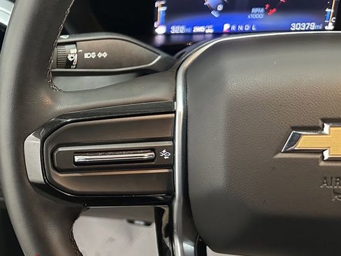 Used 2023 Chevrolet Colorado LT image 12