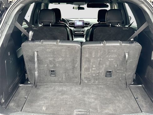 Used 2020 Ford Explorer XLT w/ Equipment Group 202A image 26