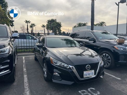Used 2019 Nissan Altima 2.5 S image 1