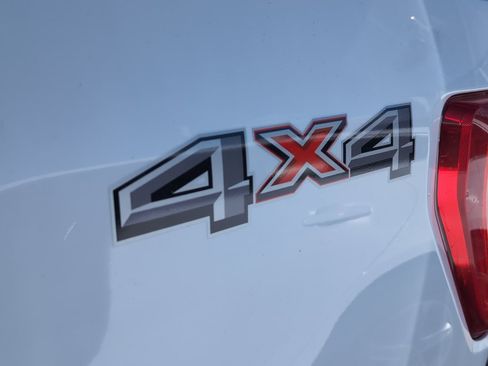 Used 2022 Ford F150 XLT w/ Trailer Tow Package image 39