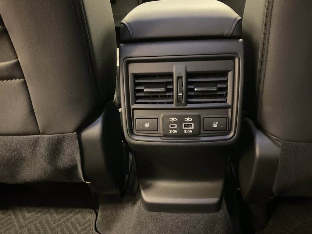 New 2026 Subaru Outback Limited AWD/4WD image 33