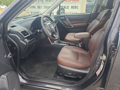 Used 2018 Subaru Forester 2.5i Touring AWD/4WD image 15