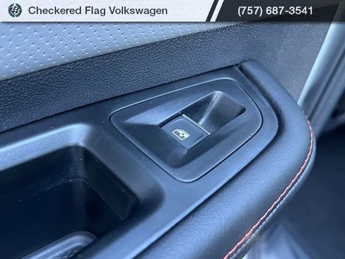 New 2026 Volkswagen Atlas Peak Edition image 25