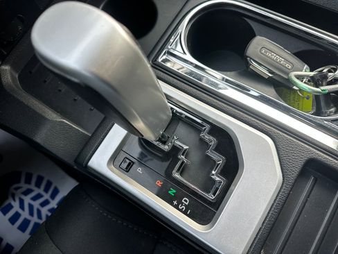 Used 2018 Toyota Tundra SR5 image 25