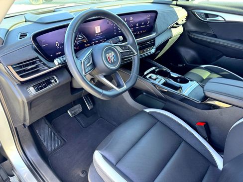 Used 2025 Buick Envision Sport Touring image 11