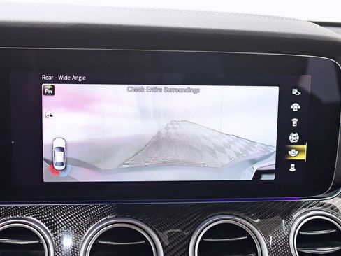 Used 2022 Mercedes-Benz E 53 AMG 4MATIC Sedan image 22