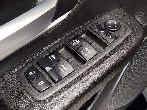 Used 2022 RAM 1500 Lone Star image 45