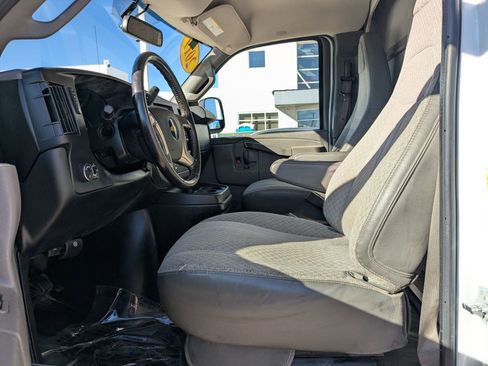 Used 2019 Chevrolet Express 3500 Work Van w/ Power Convenience Package image 16