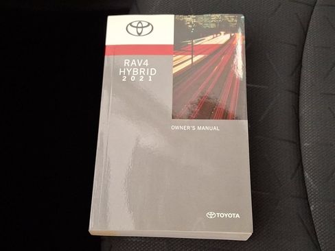 Used 2021 Toyota RAV4 XLE w/ Convenience Package AWD/4WD image 26