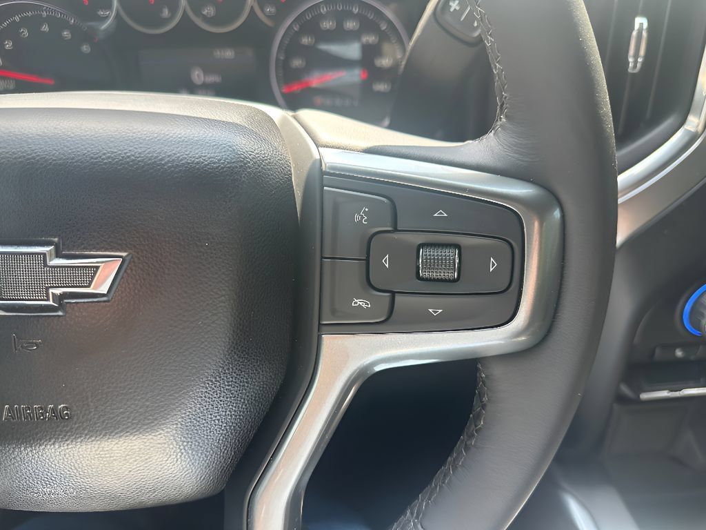 Used 2022 Chevrolet Silverado 1500 RST w/ Z71 Off-Road Package AWD/4WD image 21