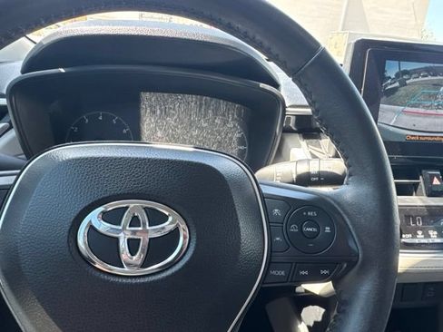 Used 2023 Toyota Corolla Cross LE FWD image 14