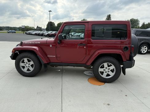Used 2012 Jeep Wrangler Rubicon w/ PWR Convenience Group image 4