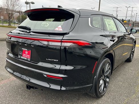 New 2026 Toyota Crown Signia image 5