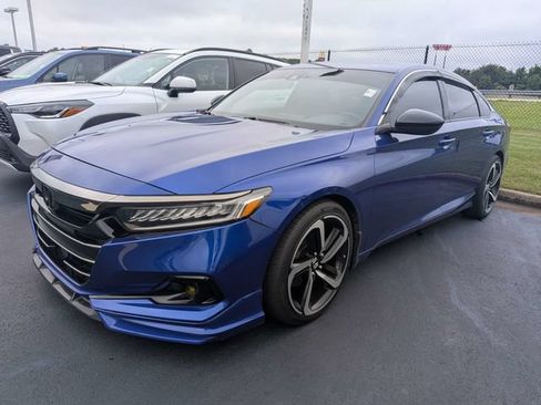 Used 2022 Honda Accord Sport image 5
