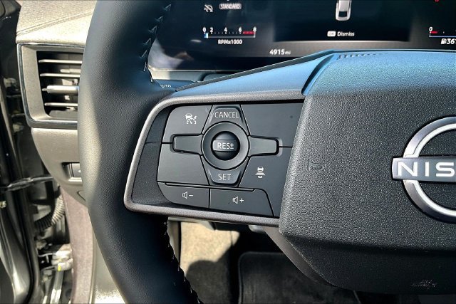Used 2026 Nissan Sentra SV w/ SV Convenience Package FWD image 10