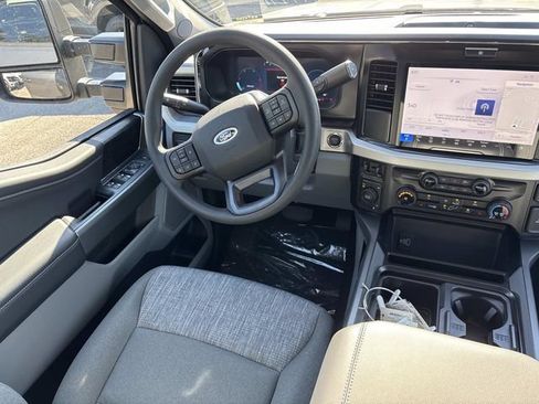 New 2026 Ford F350 XLT w/ XLT Premium Package AWD/4WD image 14