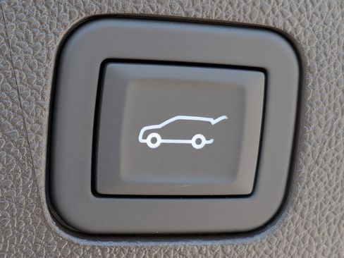 New 2026 Cadillac Escalade ESV Luxury image 19