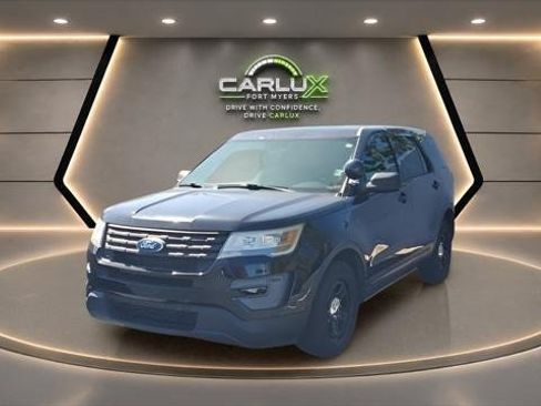 Used 2017 Ford Explorer 4WD Police Interceptor image 3