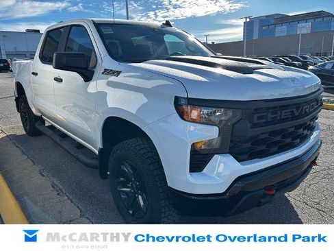 New 2026 Chevrolet Silverado 1500 Custom Trail Boss w/ LPO, Dark Essentials Package image 8