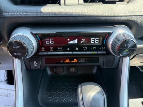 Certified 2025 Toyota RAV4 XLE AWD/4WD image 22