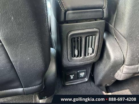 Used 2019 Jeep Compass Latitude w/ Cold Weather Group AWD/4WD image 12