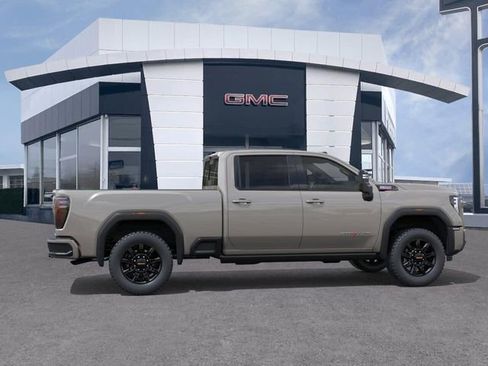 New 2026 GMC Sierra 2500 AT4 w/ Max Trailering Package AWD/4WD image 5
