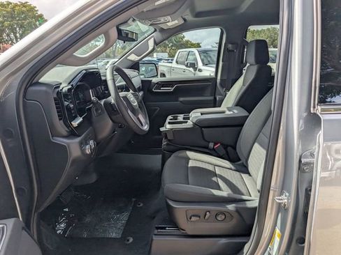 New 2026 GMC Sierra 1500 SLE w/ Preferred Package RWD image 10
