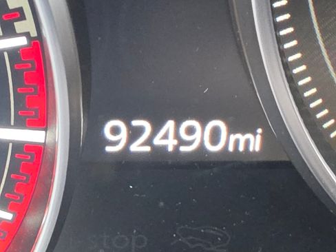 Used 2023 MAZDA MAZDA3 s FWD image 16