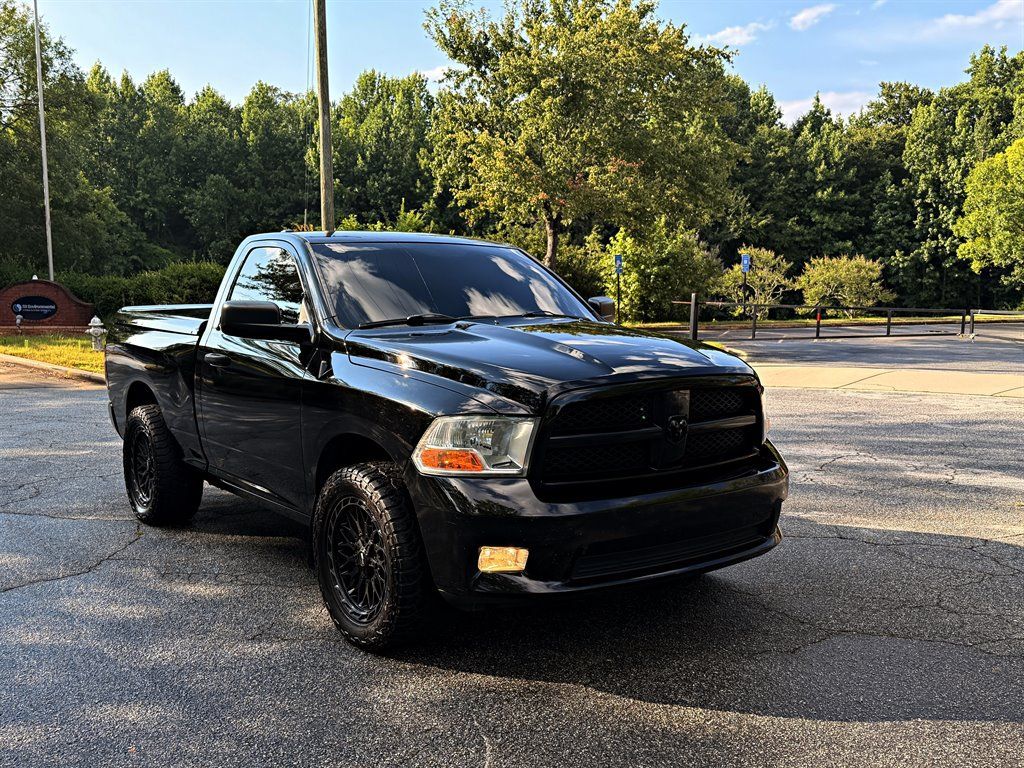 Used 2012 RAM 1500 Express RWD image 3