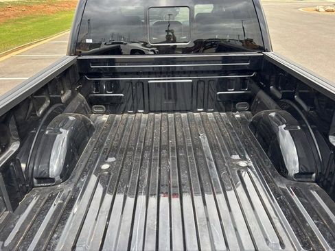 Used 2025 Ford F150 Lariat w/ Equipment Group 501A Mid AWD/4WD image 10