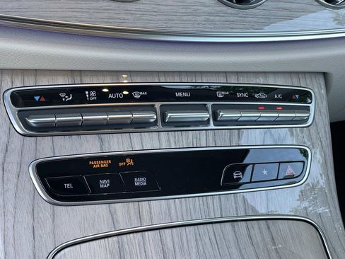 Used 2023 Mercedes-Benz E 450 Cabriolet image 14