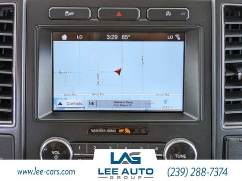 Used 2018 Ford Expedition Max Limited image 17