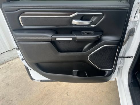 Used 2025 RAM 1500 Laramie AWD/4WD image 13