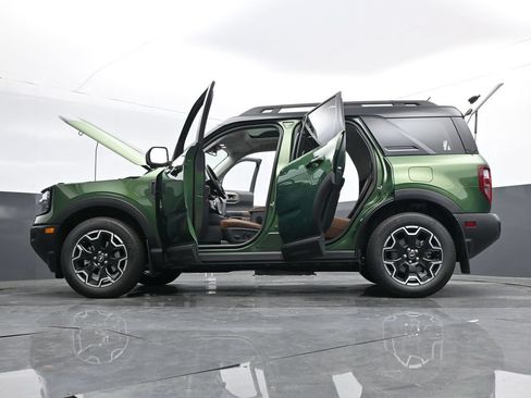 New 2025 Ford Bronco Sport Outer Banks w/ Outer Banks Tech Package+ AWD/4WD image 36