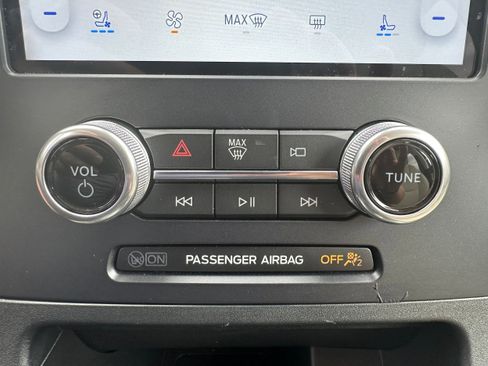 Used 2022 Ford Edge Titanium w/ Equipment Group 301A image 20