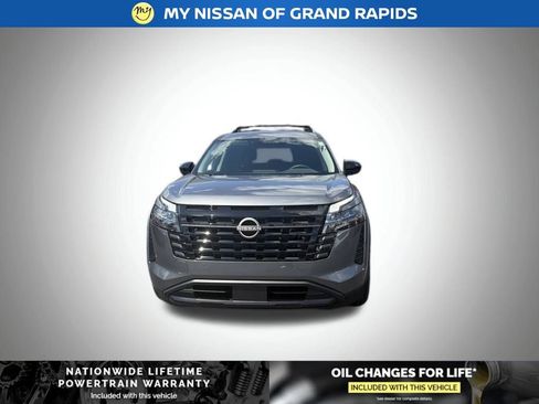 New 2026 Nissan Pathfinder SV AWD/4WD image 9