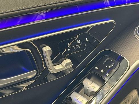 Used 2023 Mercedes-Benz S 500 4MATIC image 17