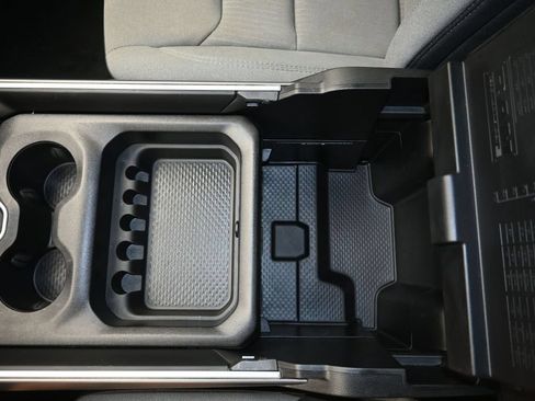 Used 2022 RAM 1500 Big Horn RWD image 19