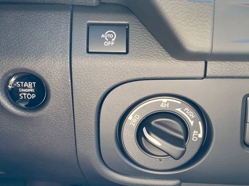 New 2026 Nissan Frontier SV w/ SV Convenience Package image 17