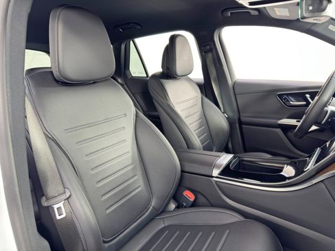 Used 2023 Mercedes-Benz GLC 300 w/ Pinnacle Trim Package image 42