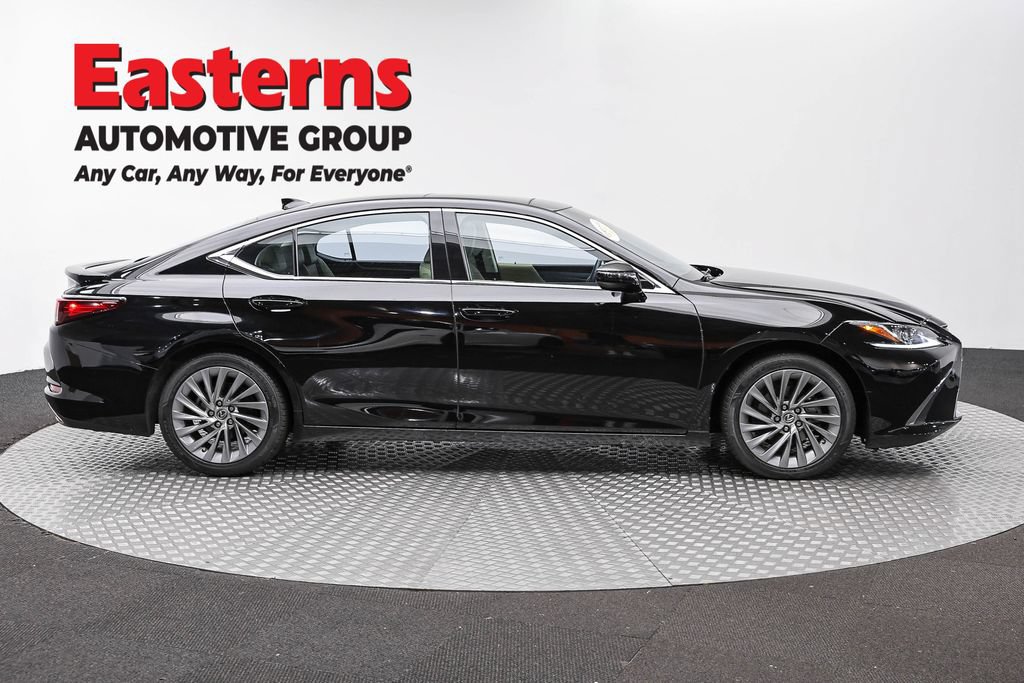 Used 2020 Lexus ES 350 w/ Accessory Package FWD image 6