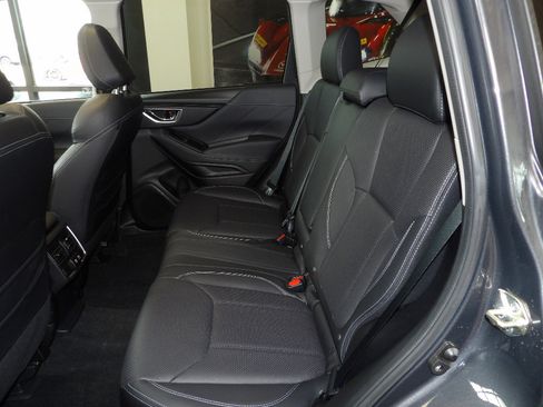 Used 2020 Subaru Forester Limited AWD/4WD image 23