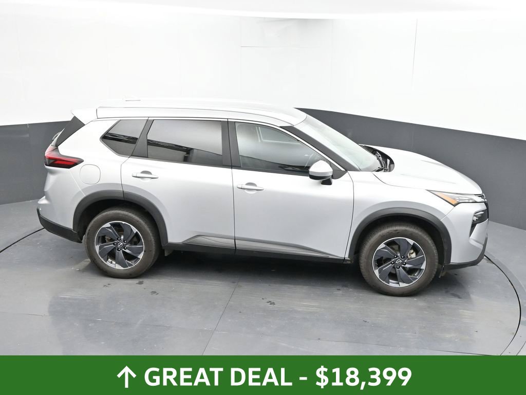 Used 2025 Nissan Rogue SV FWD image 30
