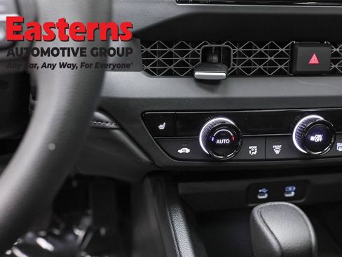 Used 2025 Honda Accord SE image 20