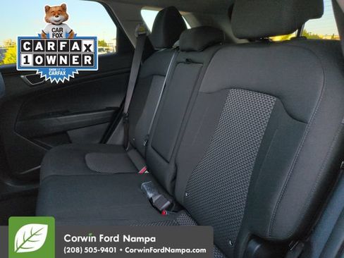 Used 2025 Kia Sportage LX AWD/4WD image 25