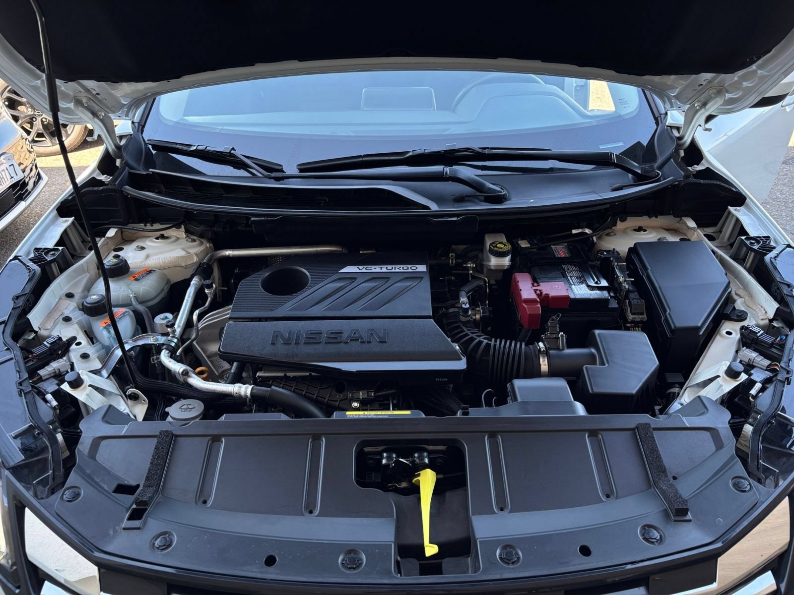 Used 2025 Nissan Rogue SV FWD image 33