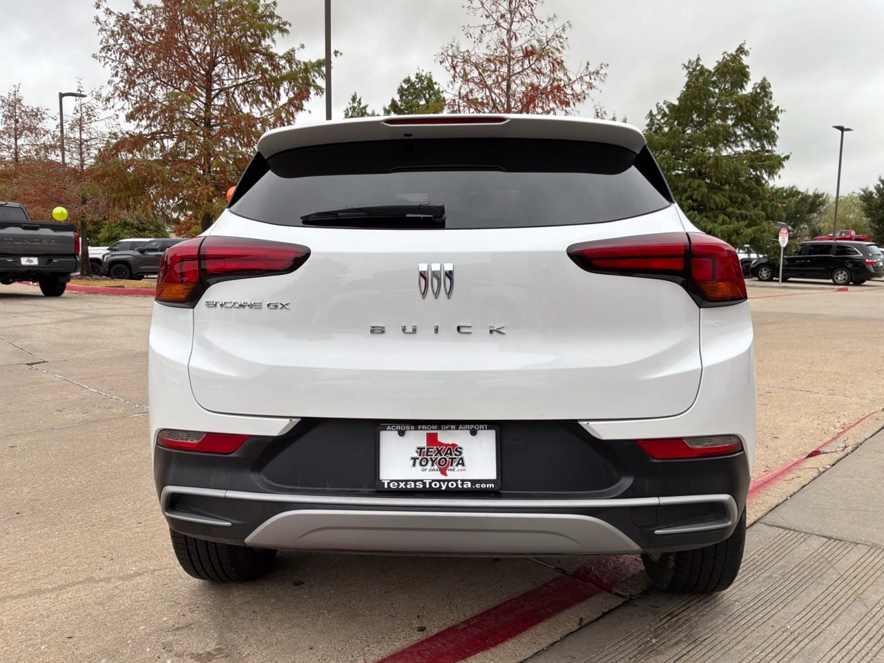 Used 2025 Buick Encore GX Preferred FWD image 7