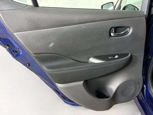Used 2024 Nissan Leaf S image 25